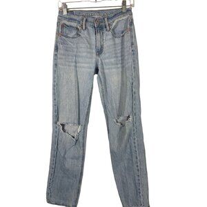 American Eagle 90s Straight Light Wash Distressed Jeans Size 2